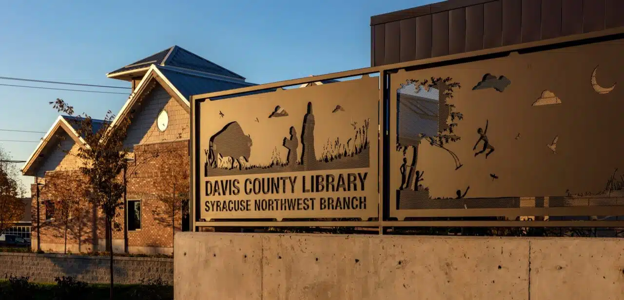 Syracuse Library, Signage