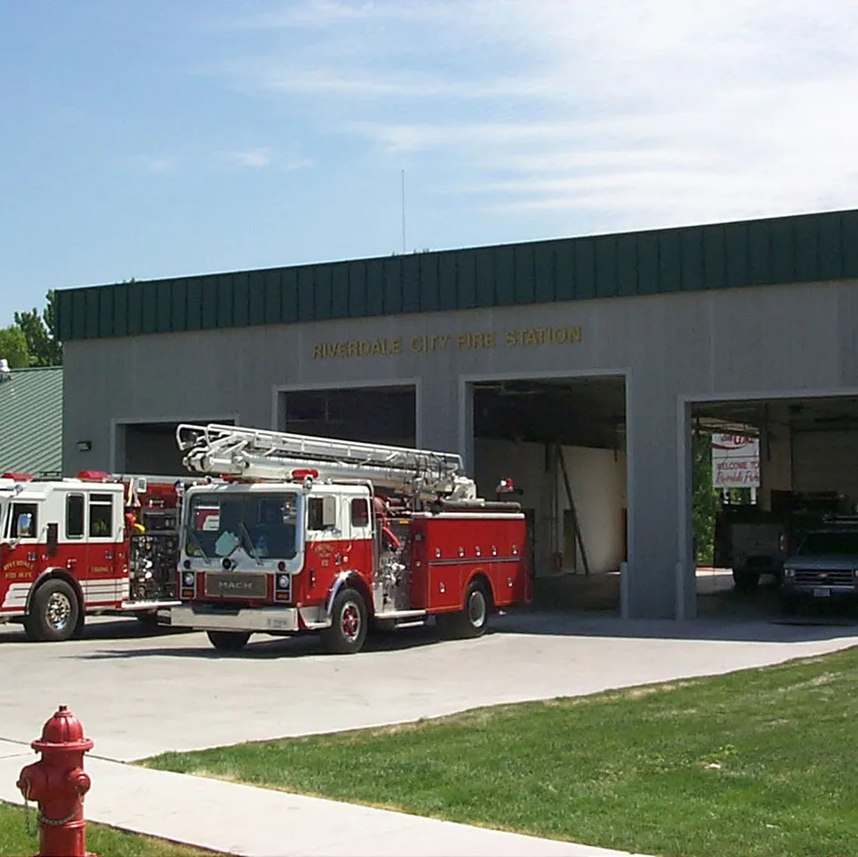 Riverdale Fire station old truck 1990