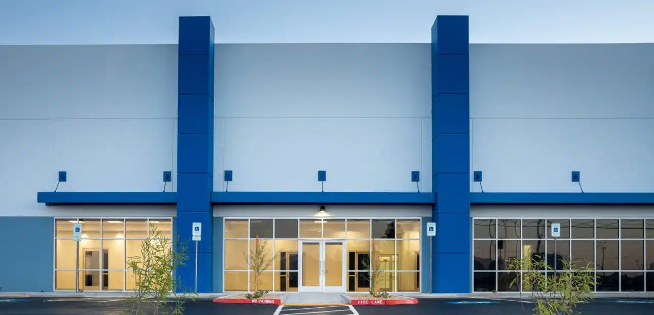 ScandiCal Warehouse, Entrance